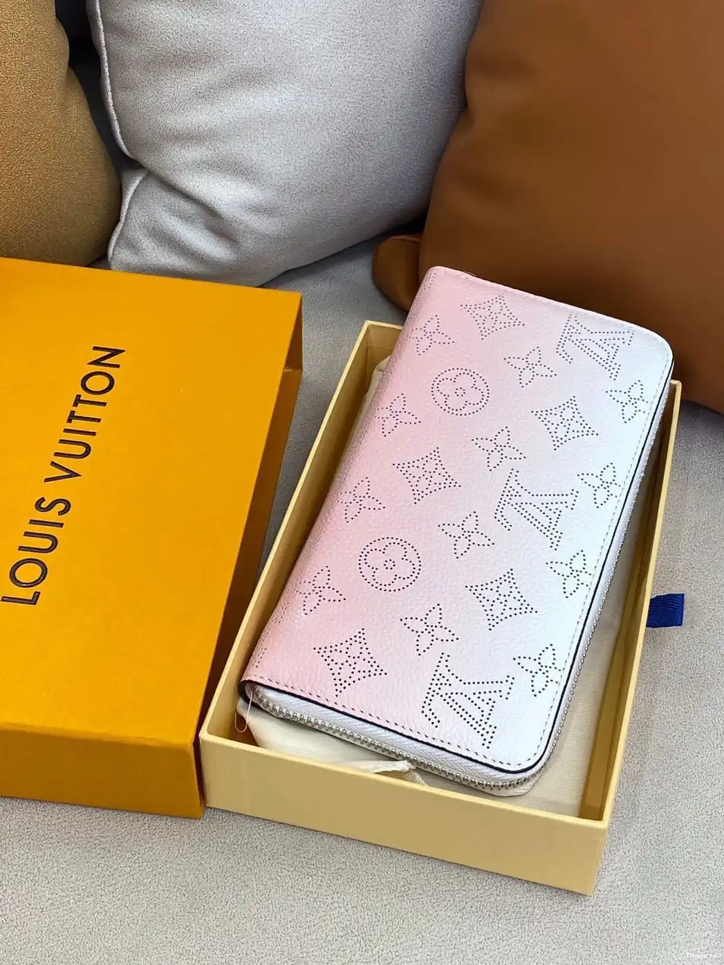 Affordable ZIPPY LOUIS VUITTON WALLET 0617
